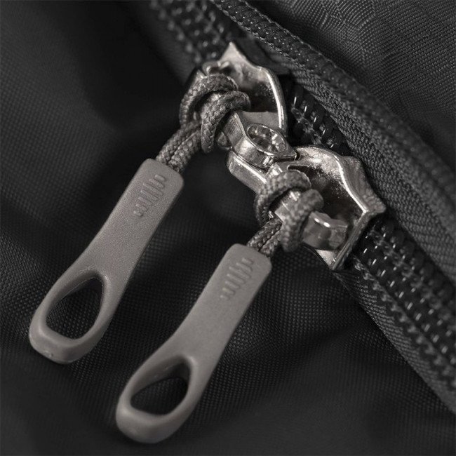 Фото Рюкзак Osprey Farpoint (80л, р.M/L), серый купить в Украине по недорогой цене для рыбалки Фото Рюкзак Osprey Farpoint (80л, р.M/L), серый купить в Украине по недорогой цене для рыбалки